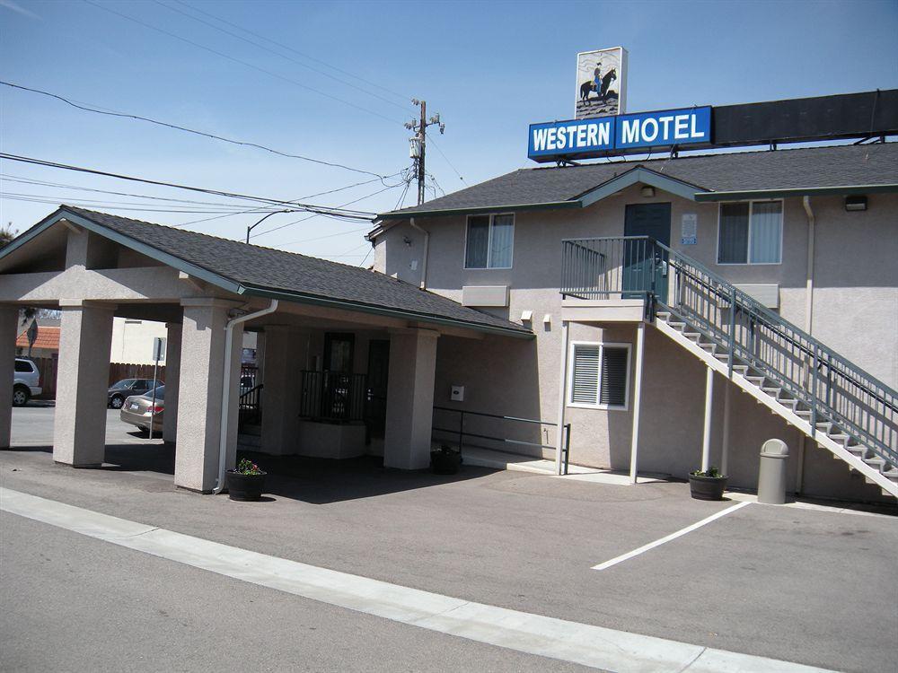 Western Motel Салинас Экстерьер фото