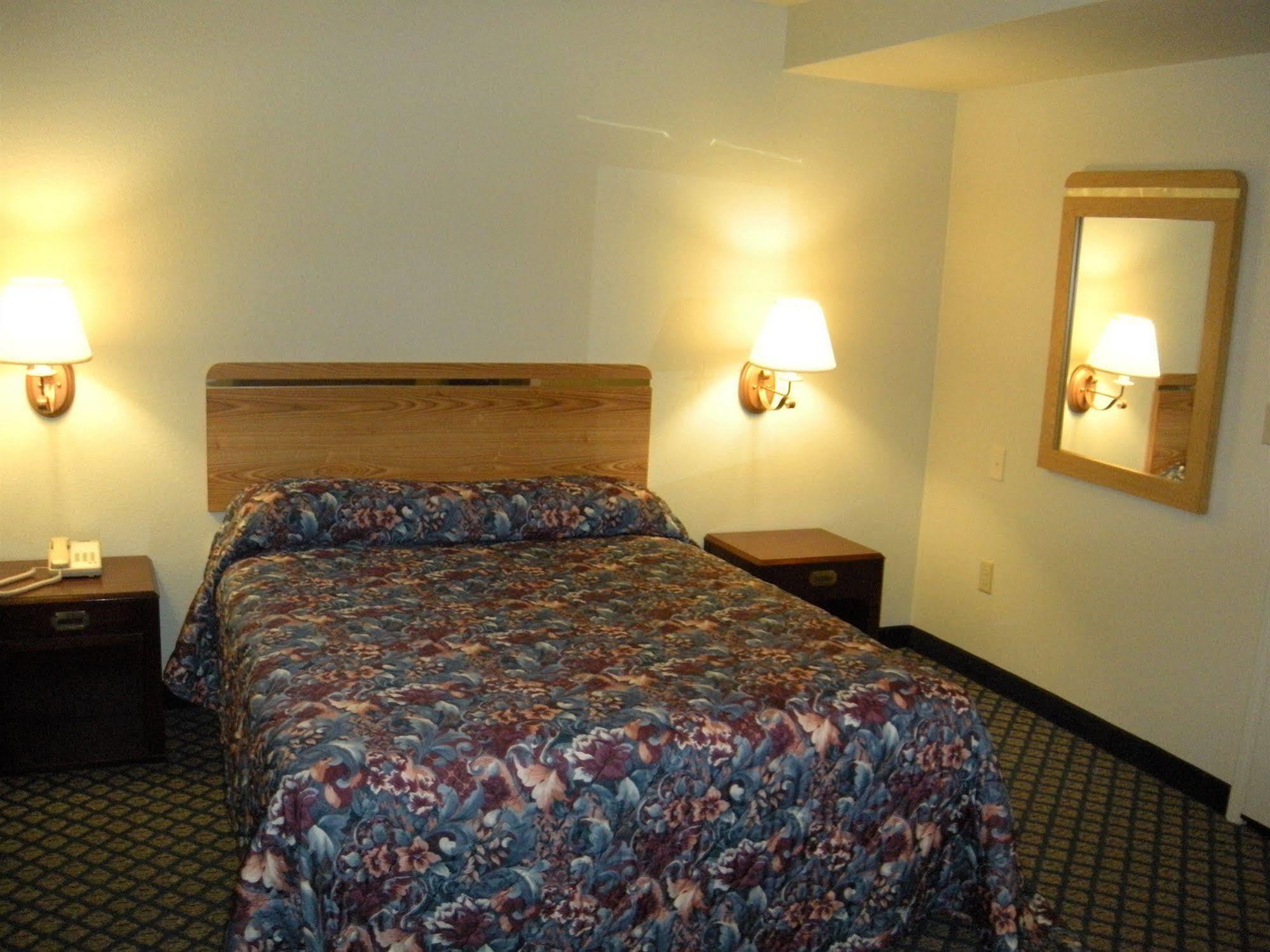 Western Motel Салинас Экстерьер фото